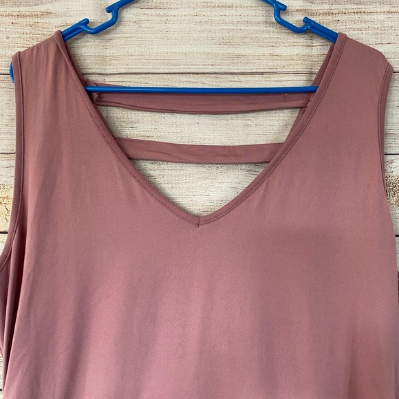 M Fasis V-neck Strappy Back Tank Top Shirt Size 3X Stretchy Knit Pink NWT - Picture 2 of 8